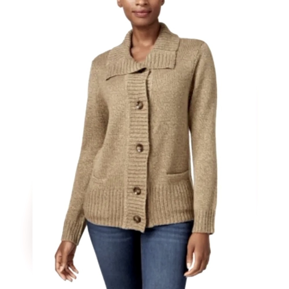 Lovely knitted button cardigan